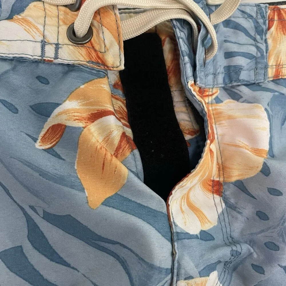 Quiksilver Blue Tropical Floral Dry Flight Board Shorts Swim Trunks Size 30
